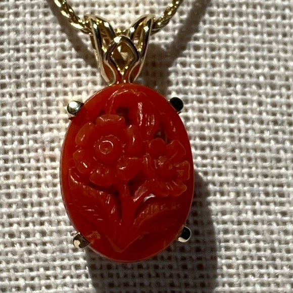 14k Solid Gold Italian Coral Floral Filigree Pendant Necklace 5.19g - Picture 7 of 16